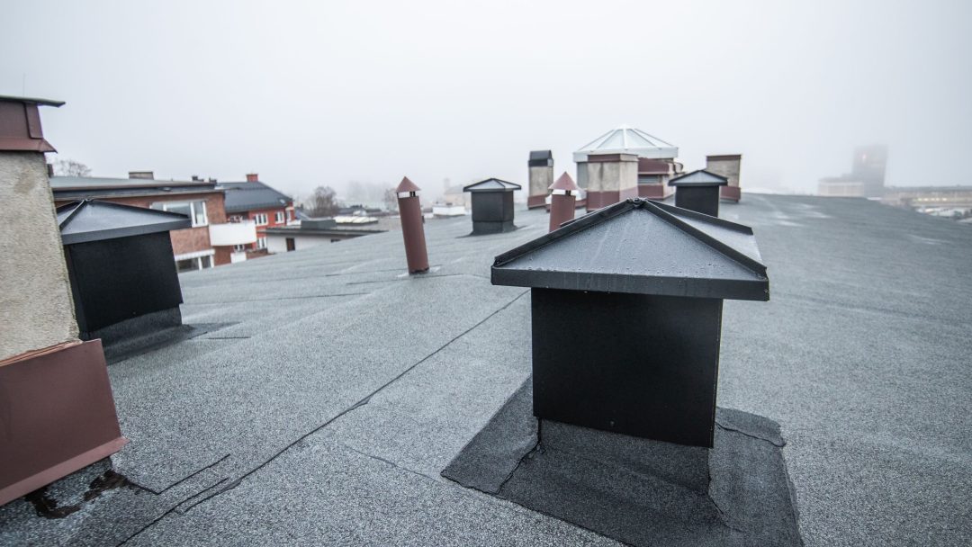 Ventilasjonshatt, observatorie terrasse isoleringsarbeid