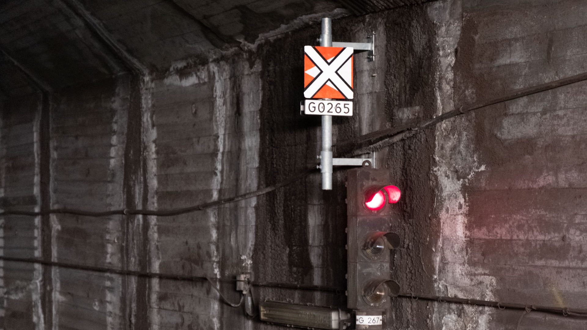 lyssignaler i en t-bane tunell