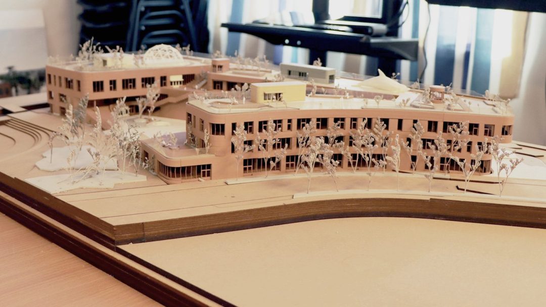 Modell av den nye skolen i Bjørvika